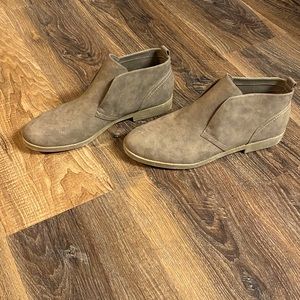 Indigo Rd booties, 11M, almost new